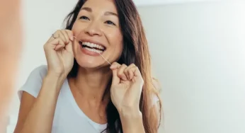 Pentingnya Flossing: Langkah Kecil Cegah Gigi Berlubang