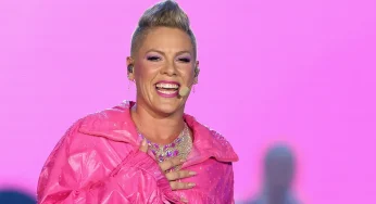 Pink Alami Infeksi E. Coli Saat Liburan, Apa Saja Gejalanya?